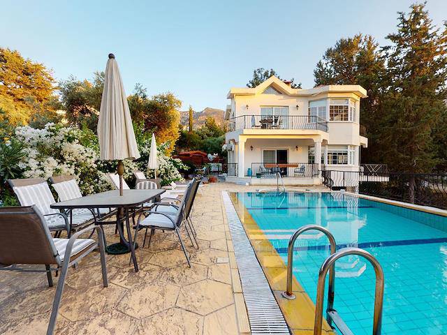 Girne Bellapais'te satılık özel havuzlu villa - Fotoğraf 7